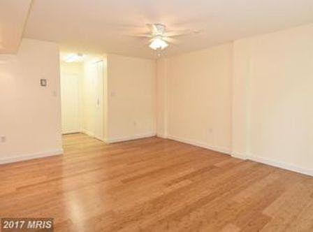 3rd image of 11 Canterbury Sq APT 102