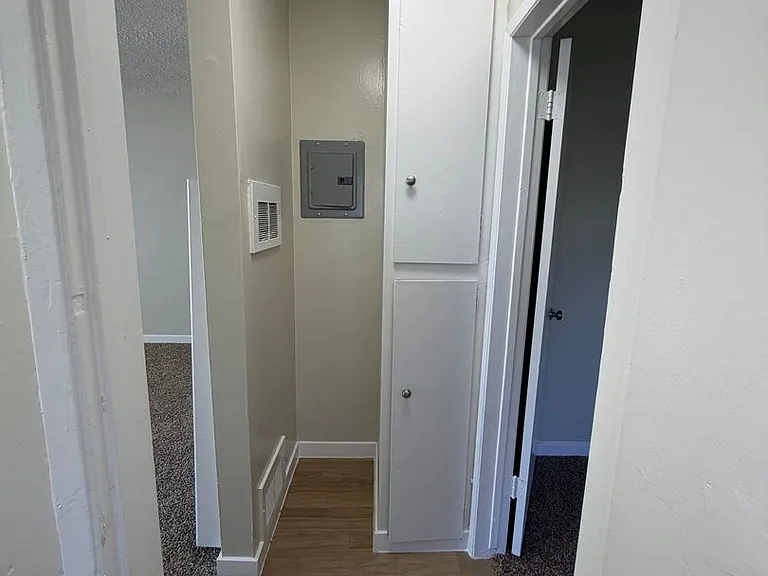 Stone Gate Apartments — Photo 55