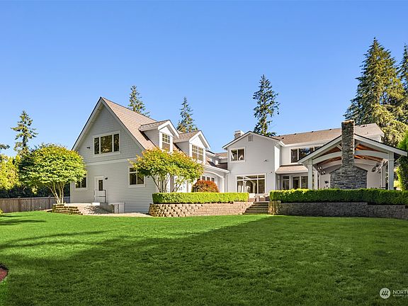 2nd image of 10438 SE 23rd Street
