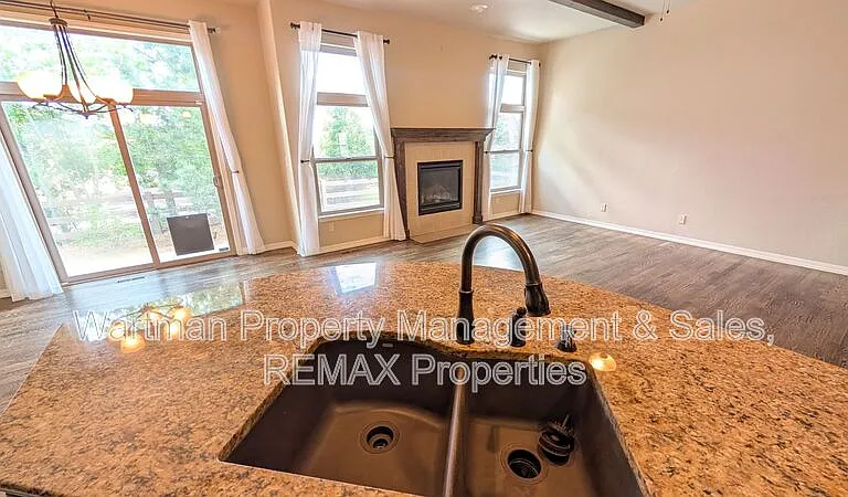 6209 Leon Young Dr — Photo 25