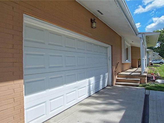 3rd image of 193 Heights Ave
