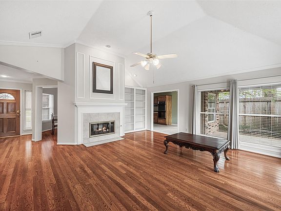 3rd image of 12526 Exbury Ct