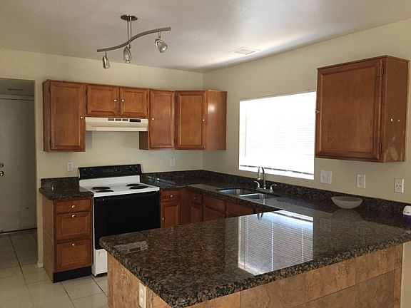 5th image of 4106 E Camino St