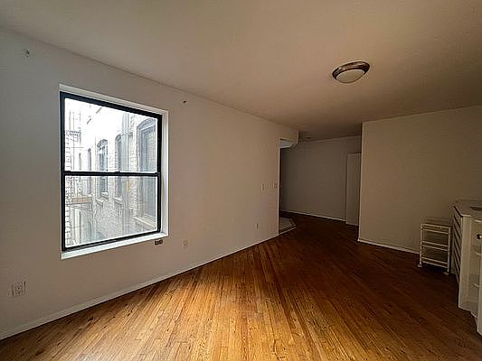 4th image of 195 Prospect Park W APT 3F