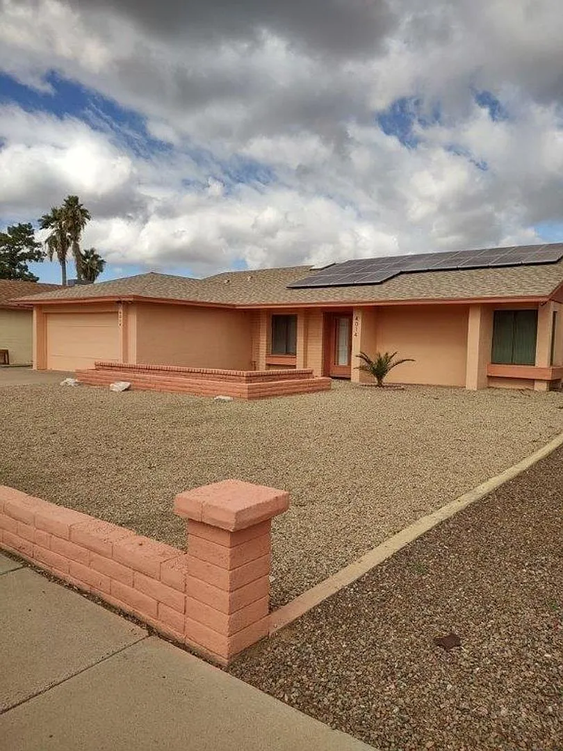 Great Home. No Hoa!! — Photo 1