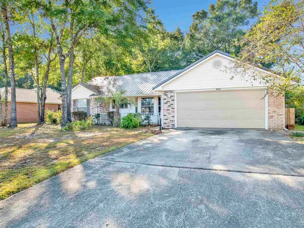 5651 Sweet Birch Ln, Milton, FL 32583