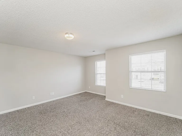 4490 Saint Catherines Ct — Photo 13
