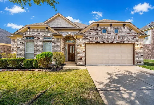 4215 Mill Oaks Dr Photo 1
