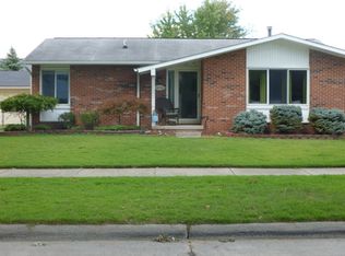 39236 Brock St, Westland, MI 48186