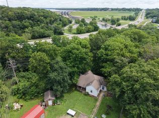 520 E South 1st St, Shelbyville, IL