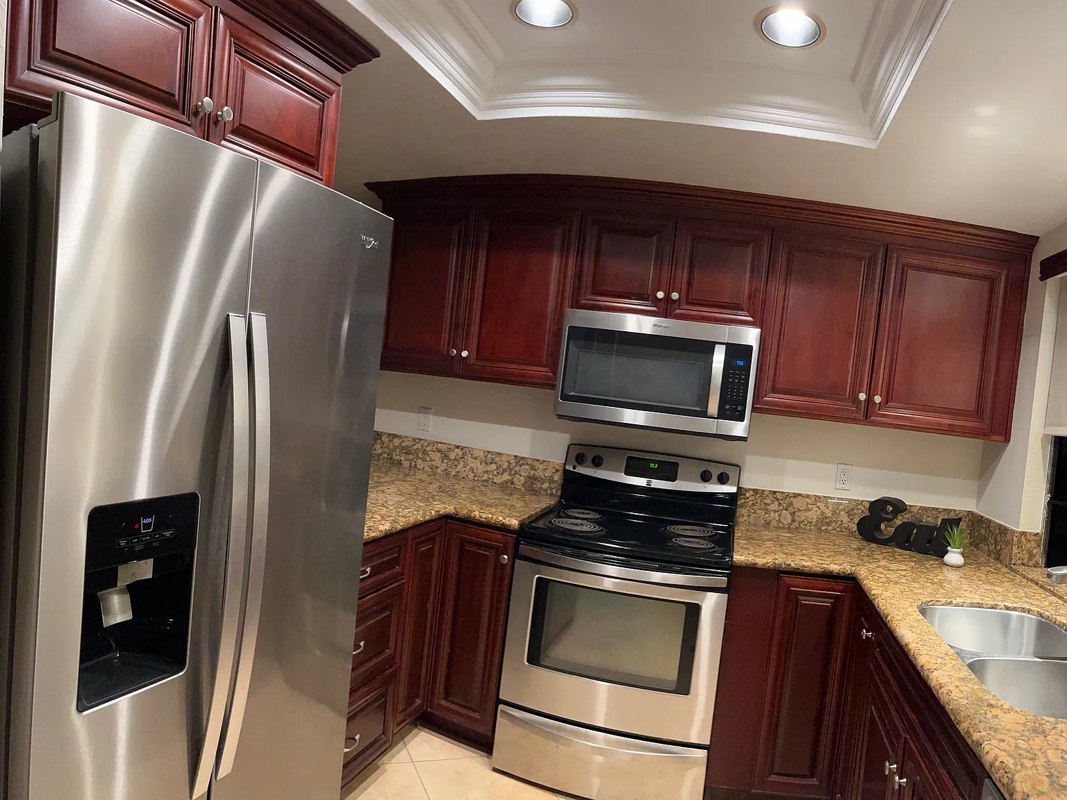 2 bed, 1073 sqft, $3,500 — Photo 4