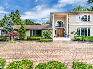 34 Tree Top Dr, Springfield, NJ 07081