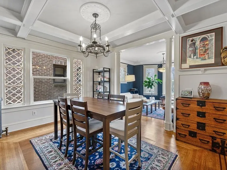 521 16th Ave E #4 — Photo 7