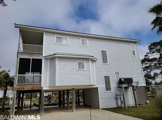 236 W 4th Ave, Gulf Shores, AL 36542