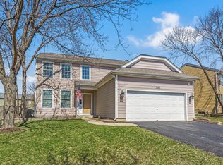 2382 Halsted Ln, Aurora, IL 60503