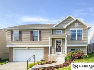 14467 Knudsen St, Bennington, NE 68007
