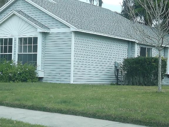 3rd image of 4112 Longfellow Dr