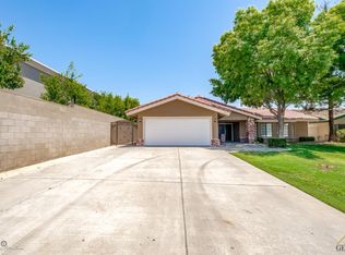 4016 Quicksilver Dr, Bakersfield, CA 93312