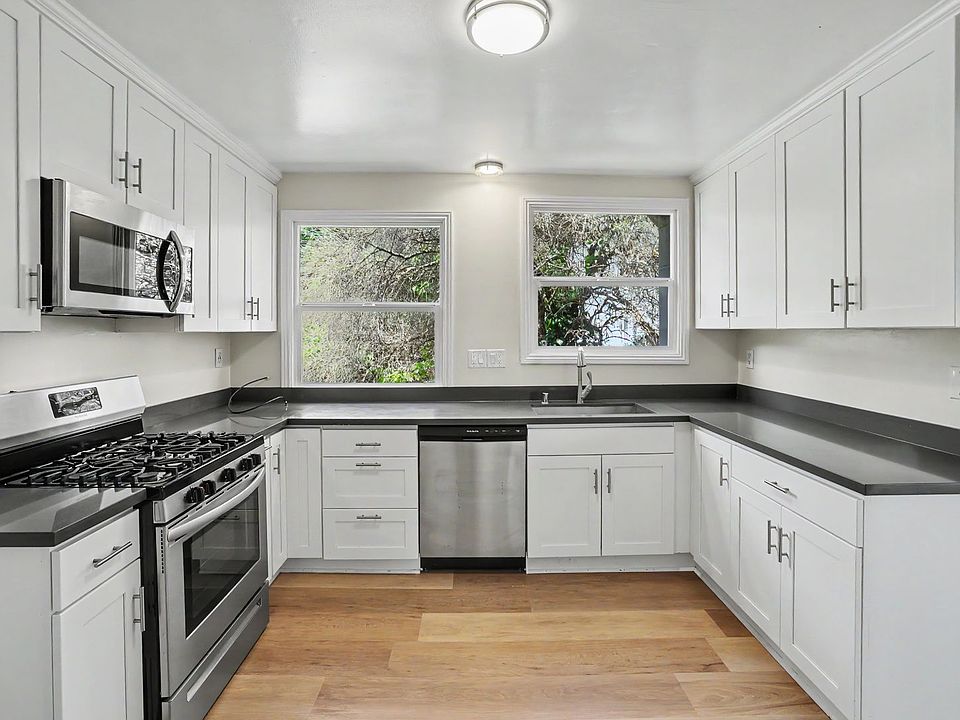1st image of 737 N Point St #0