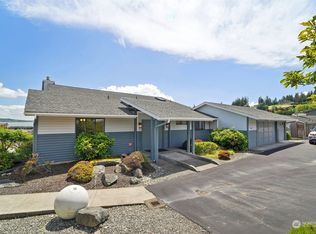 2287 Mariner Beach Dr, Oak Harbor, WA 98277
