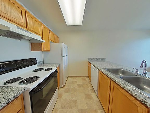 4th image of 2930 NW Tyler Ave #307