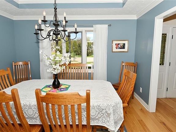 4th image of 7222 Fox Hunt Ct