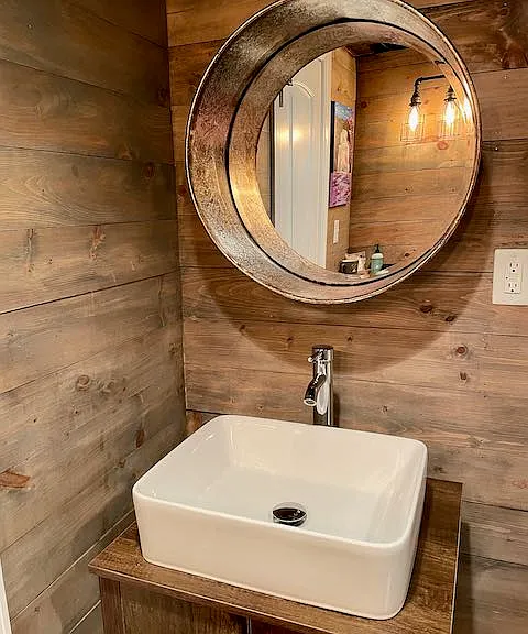 820 Valley View Cir — Photo 25