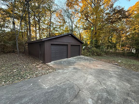 2 Car Detached Garage