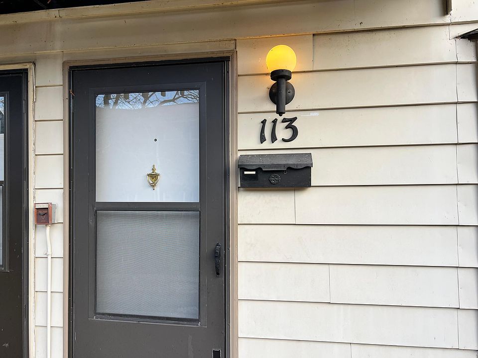 1st image of 113 S Lakewood Gardens Ln #113