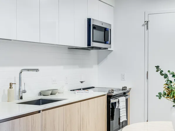 2840 Atlantic Avenue image 3 of 19