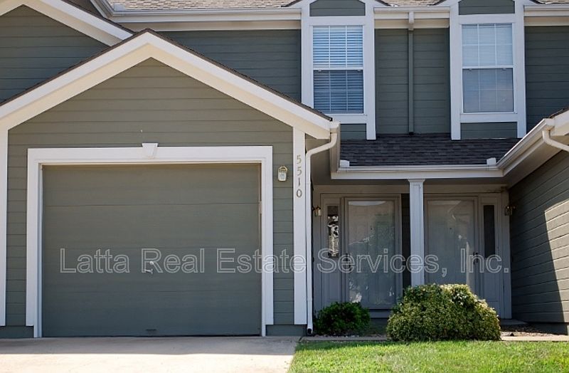 1st image of 5510 NW Moonlight Meadow Dr