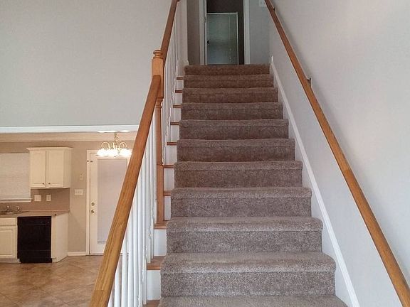 5th image of 738 Ablow Dr