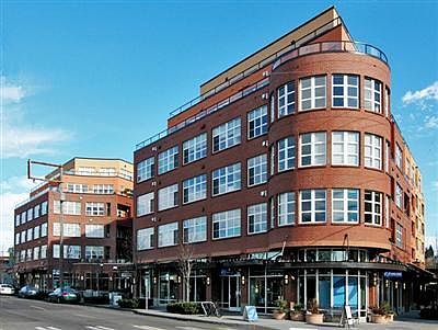 1st image of 401 NE 71st St APT 504
