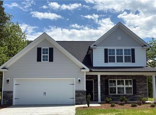 7376 Ridge Rd, Winston Salem, NC 27107