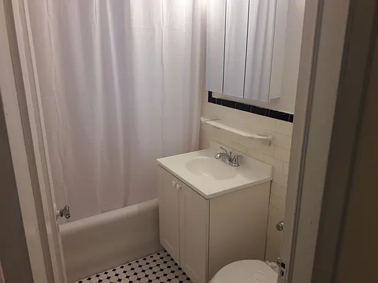 Rented by Chartwell Forest Hills Realty | media 9