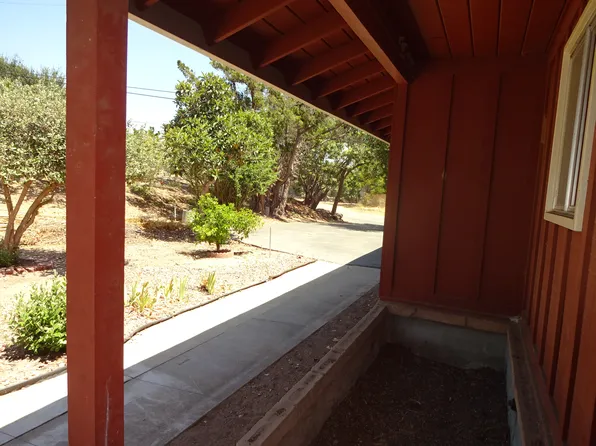 943 Oak Ave, Fillmore, CA 93015