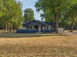 401 E Van Buren St, Crescent, OK 73028