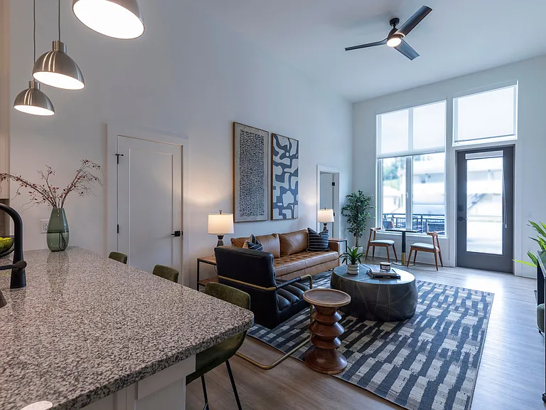 Valleydale Apartments — Photo 32