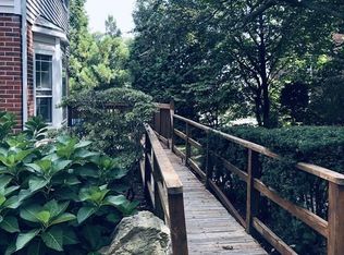 210 Belmont St APT 7, Watertown, MA 02472