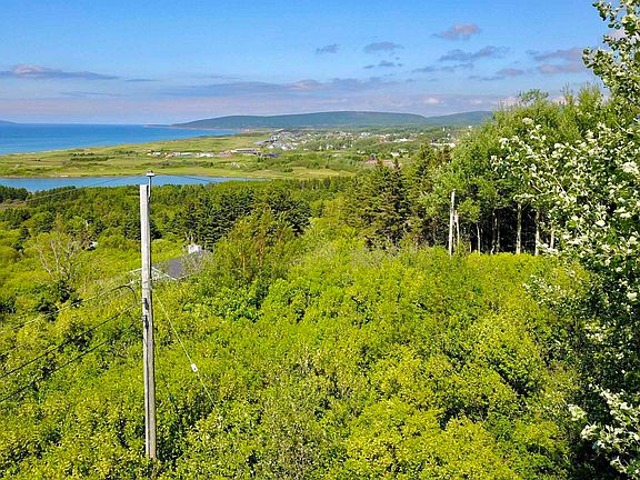 2nd image of 3C Broad Cove Banks Rd