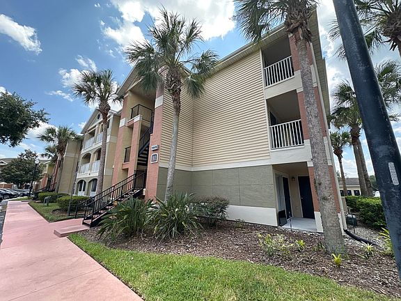 2nd image of 1949 Summer Club Dr APT 309