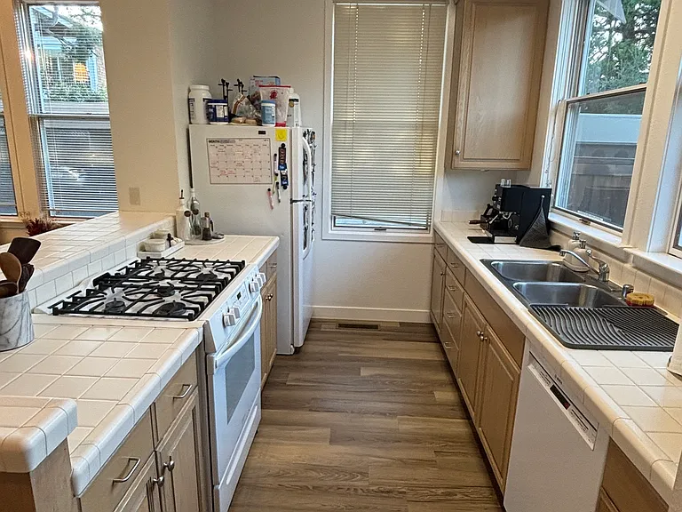 263 Los Gatos Blvd #D — Photo 5