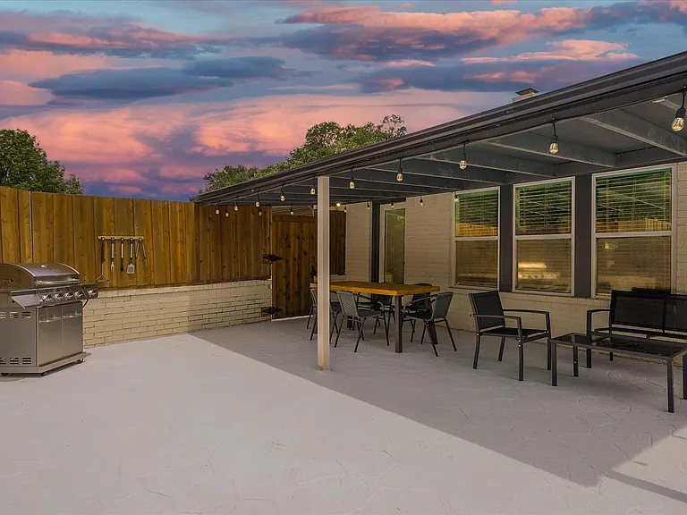 3921 Amy Ave — Photo 45