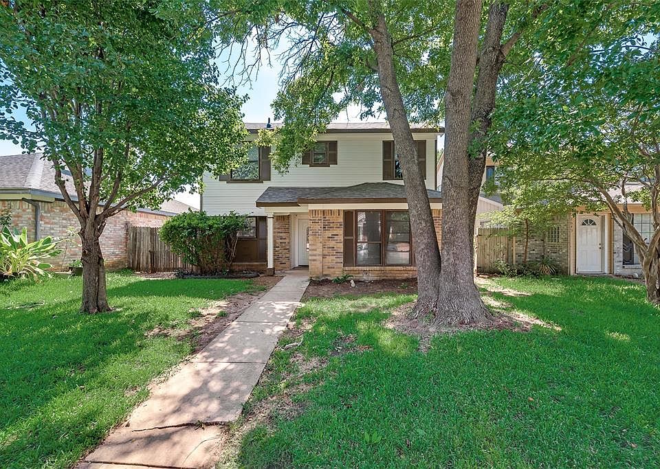 1st image of 2639 Clayton Oaks Dr