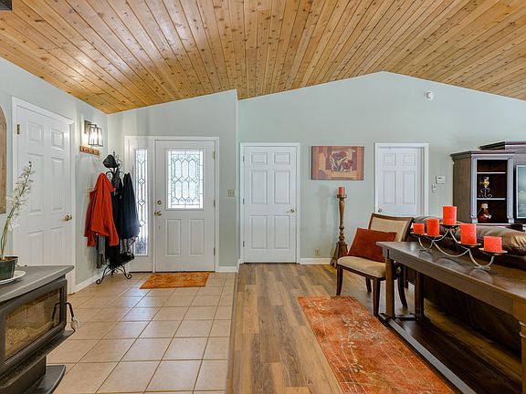 3rd image of 7208 Dogwood Dr