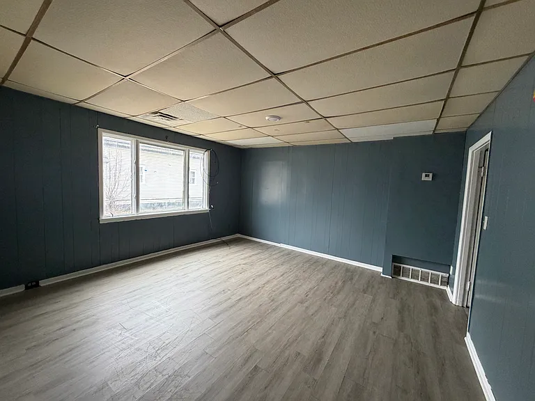 45 Krupp Ave #2 — Photo 7