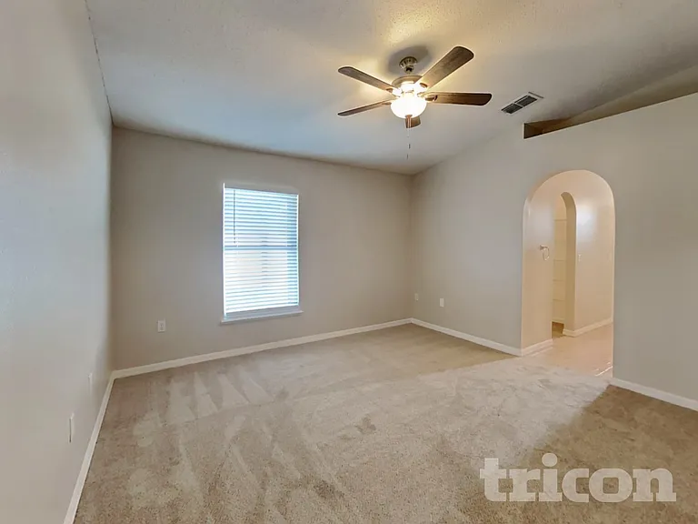 13049 Waterbourne Dr — Photo 8