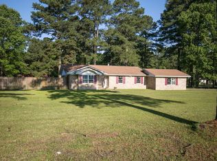 109 Thomas Dr, Leesville, LA 71446