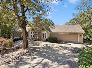 297 Holiday Island Dr, Holiday Island, AR 72631