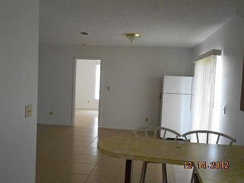 4th image of 1418 Alwynne Dr S